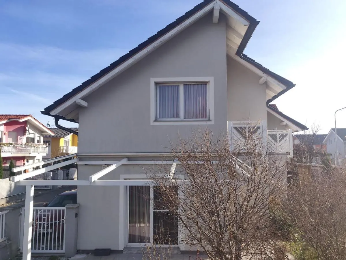 Relax - Ferienhaus in Wien Apartment