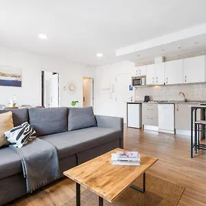 lodging-apartments-liceu-g1.topbarcelonahotels.com/